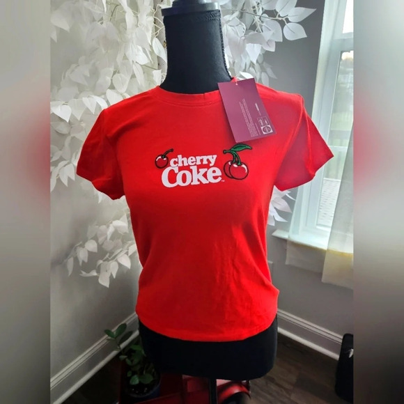 Cherry Coke T Shirt Graphic Tee Shirt Red NWT Juniors Large - Picture 1 of 7